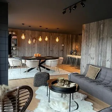 De La Vallee 6 Apartman *